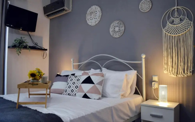 Stamatina's Luxury Penthouse in Pastida Rhodes