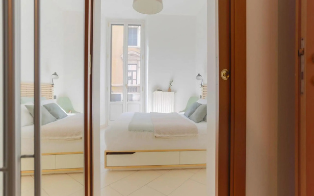 Corso Buenos Aires Apartment