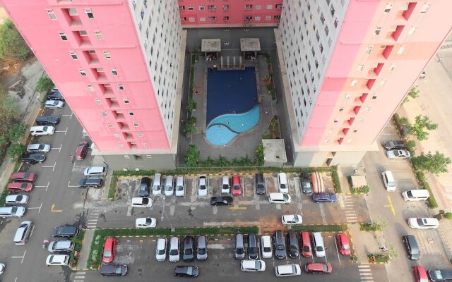 Simply Studio Apartment at Green Pramuka City