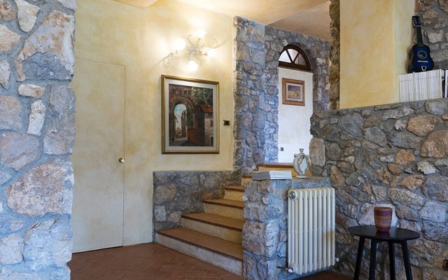 Altido Swim & Stone Villa