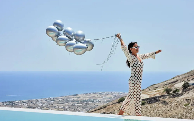 Santorini Sky - The Retreat