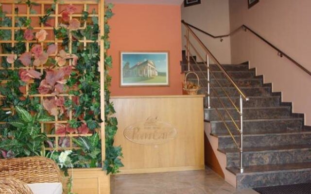 Hotel Puntar