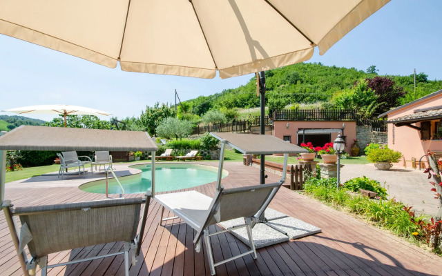 Serene Holiday Home in Urbino with Private Pool
