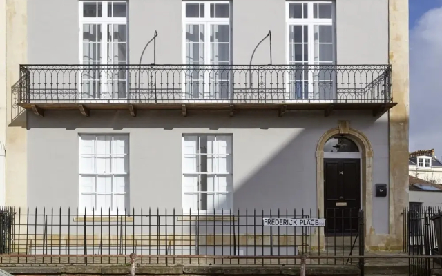 Your Apartment Frederick Place - No 4