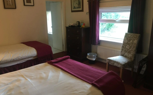 Holly Trees Hotel