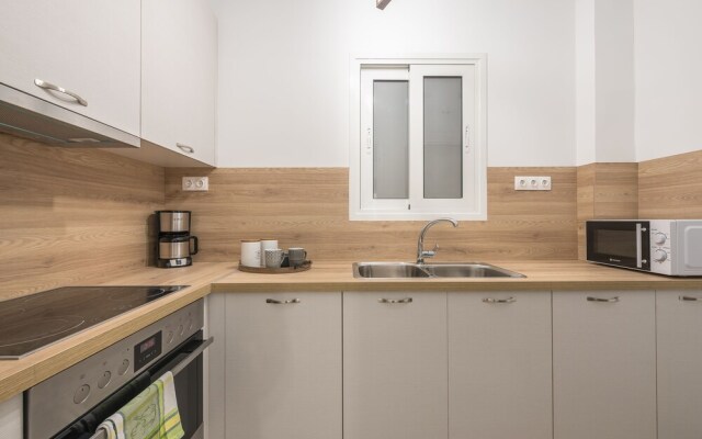 Athens Bright Suite by Cloudkeys