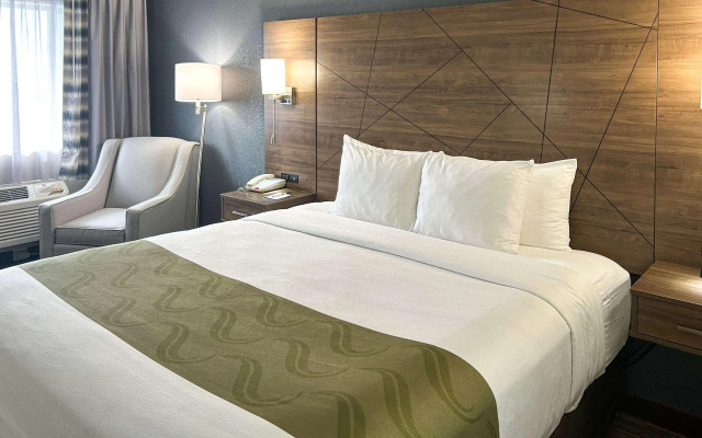 Quality Inn & Suites Northampton - Amherst