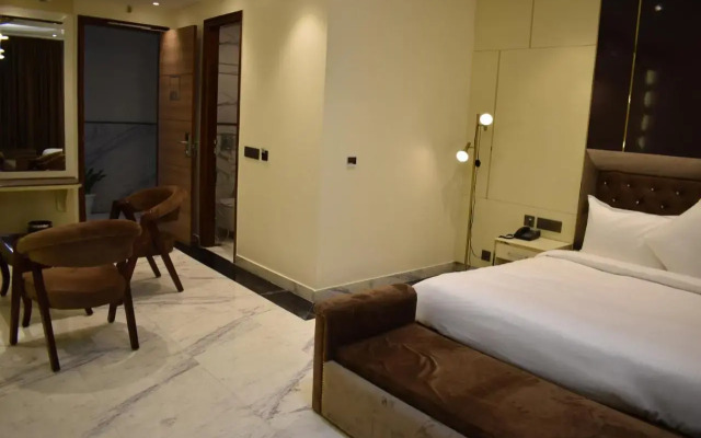 Lime Tree Hotel and Banquet Greater Noida