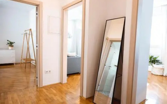 Apartments Port House