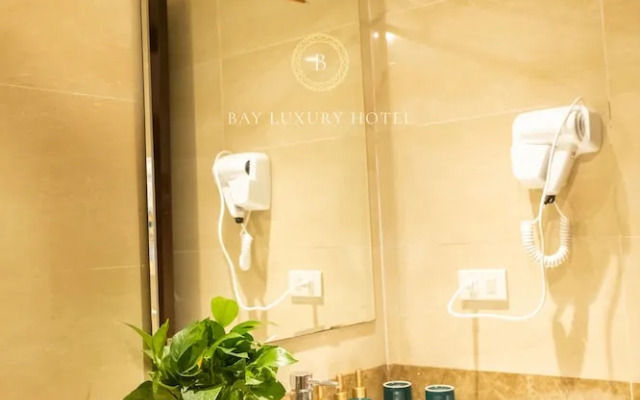 Bay Luxury Hotel & Spa - No 9 Nguyen Truong To, Ha Noi