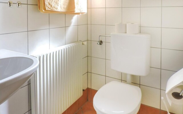 Awesome Apartment in Mühlbach With 2 Bedrooms and Internet