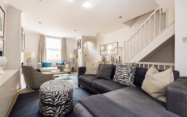 Prince Luxe 4 Bedroom House in Chelsea