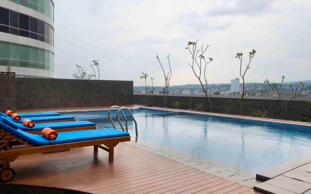 HARRIS Hotel Sentraland Semarang