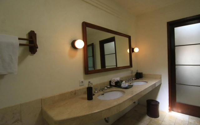 Natura Resort and Spa
