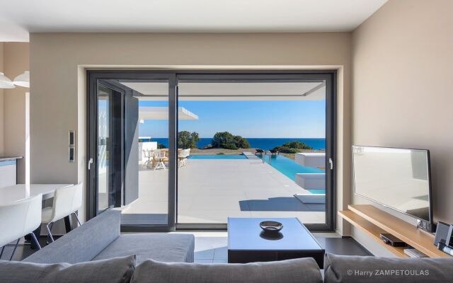 Albatross Beach Front Villas