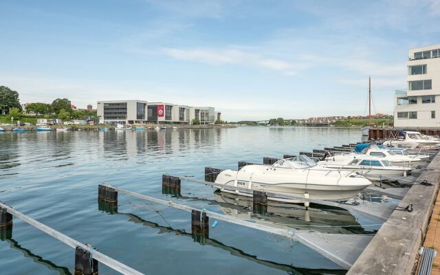 Harbour Penthouse