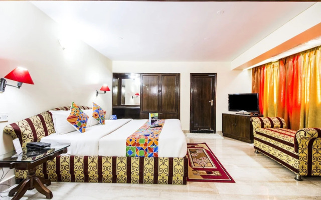 FabHotel Mayfair Inn