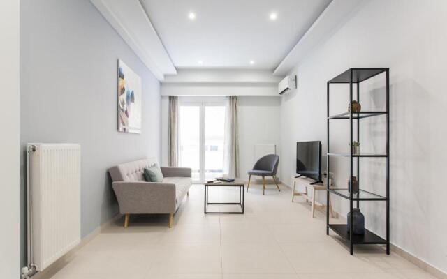 Minimal 2 BR near Olympic Stadium - 15 min walk