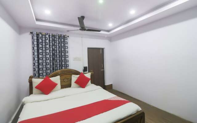 OYO Flagship 18658 Hotel Royal Green