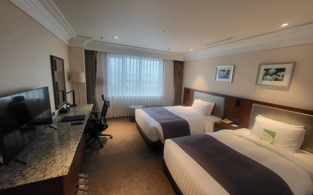 Shangria Beach Tourist Hotel