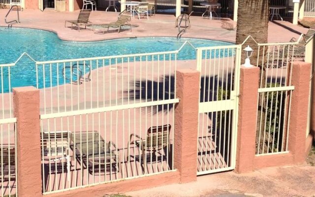 Days Inn Tempe ASU