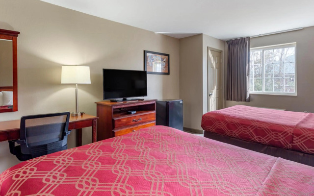Econo Lodge Inn And Suites Dickson