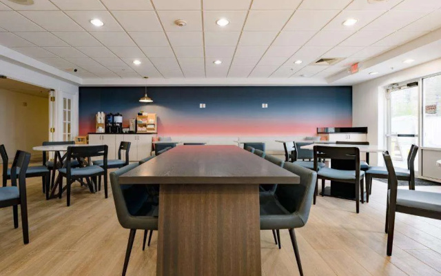 Holiday Inn Express Bethany Beach