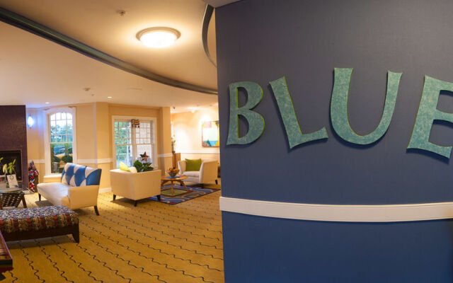 Hotel Blue