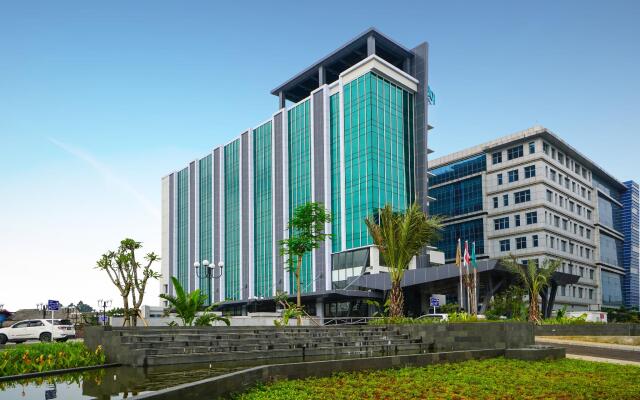 THE 1O1 Jakarta Airport CBC