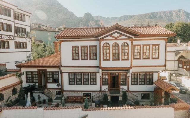 Cifte Konak Butik Otel