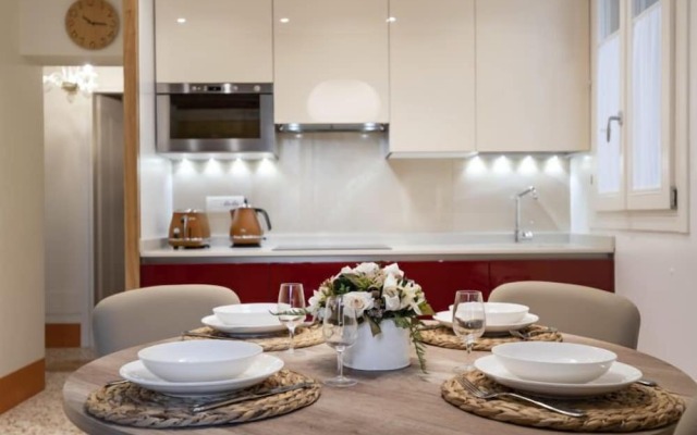 Sant'Aponal Prestige