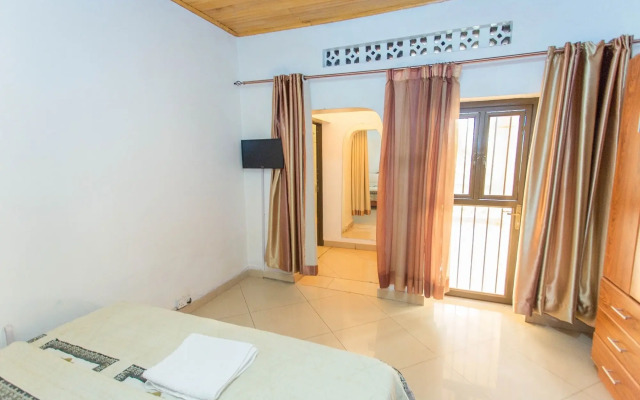 IRIS Guesthouse