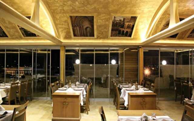 Kasr-ı Sercehan Hotel