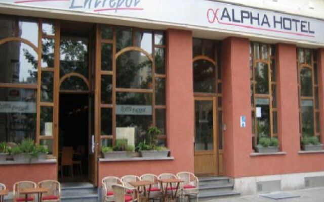 Alpha Hotel