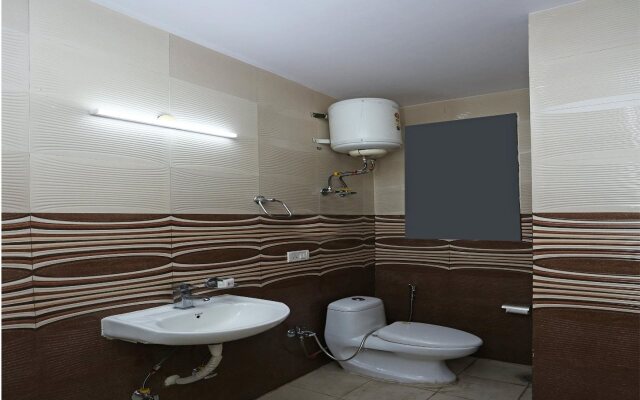 Signature Crest Sareen Villa