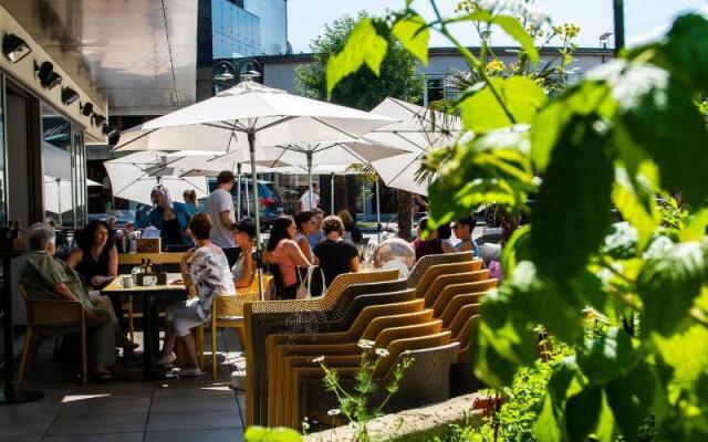 Hotel Rocket Rooms Velden