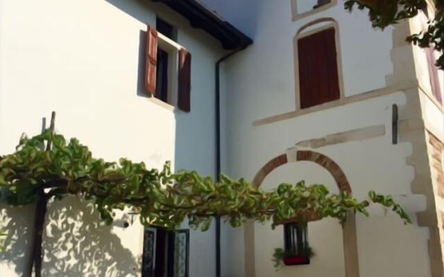 Relais Villa Gozzi B&B