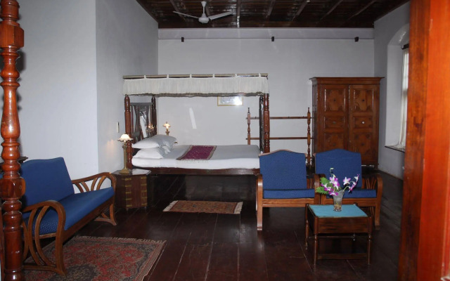 The Old Courtyard Hotel