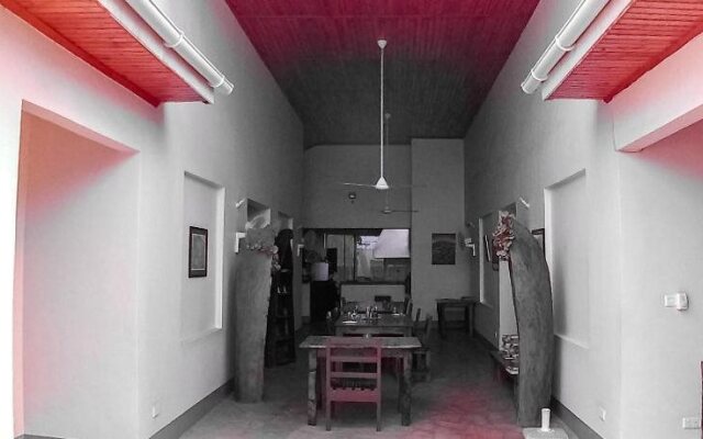 Triniti Airport Hotel