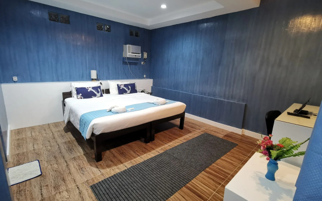 Pescadores Seaview Suites Moalboal