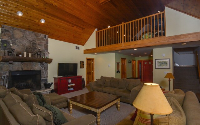 All Decked Out 4 Bedroom House