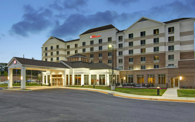 Hilton Garden Inn Woodbridge