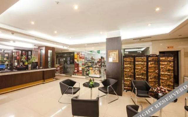 Longyi Hotel (Harbin Chinese Baroque Style Street Store)