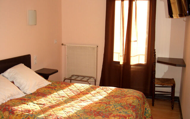 Hostellerie De La Poste