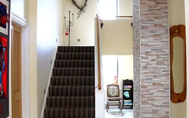 Emy Lakehouse - near Castle Leslie, Glaslough