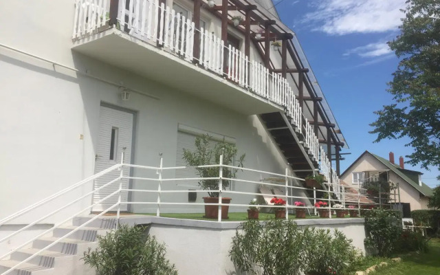 Lelle-kert Apartman 02
