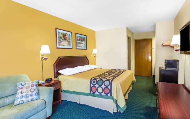 Super 8 by Wyndham Morristown/South