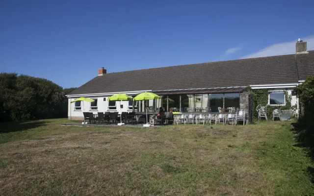 YHA Broad Haven - Hostel