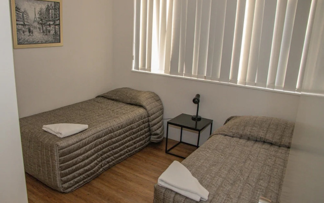 Tripcony Quays Apartments – Guest Rooms – Caloundra