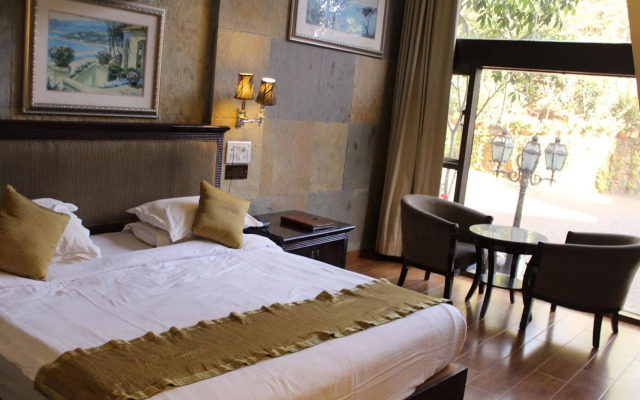 Ravine Hotel